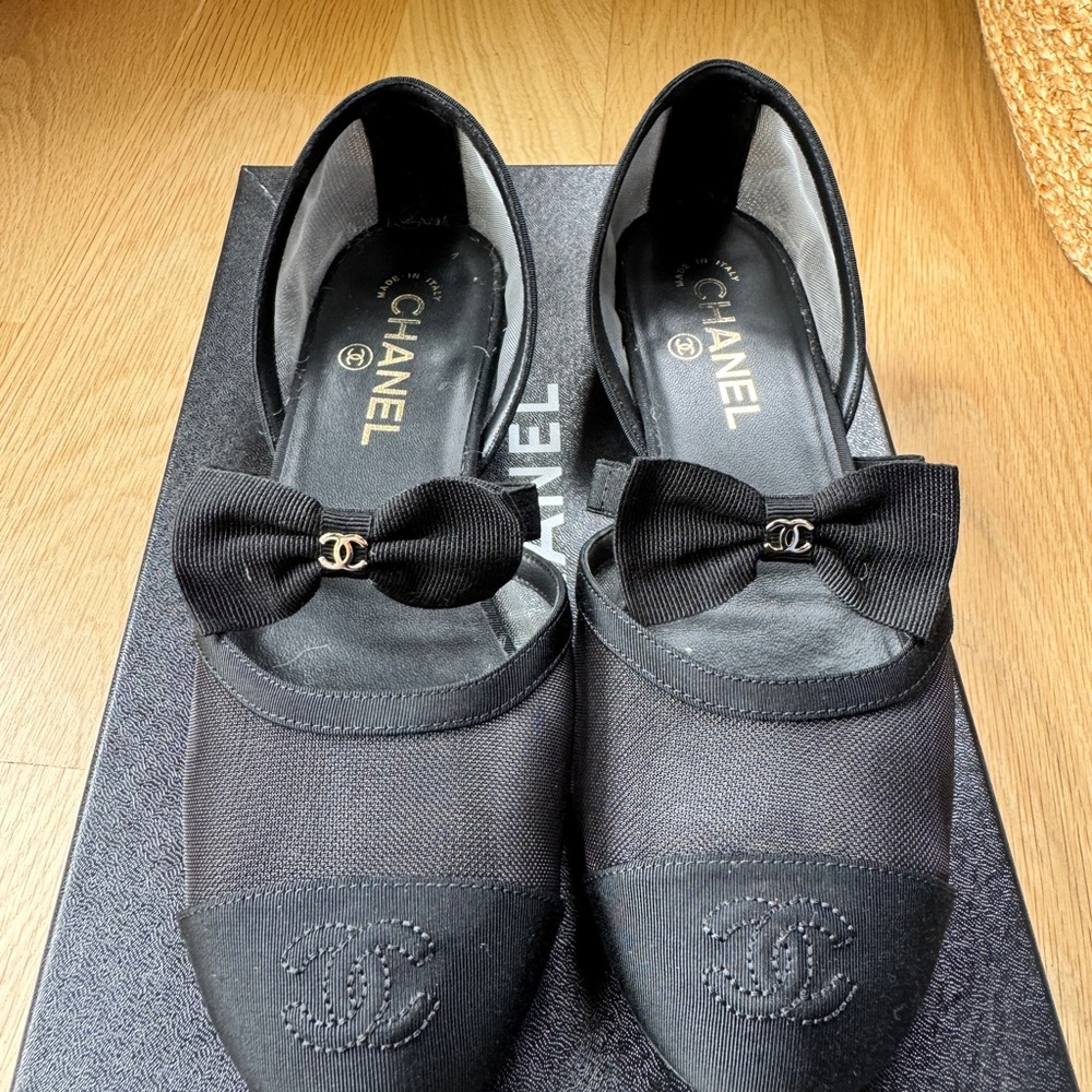 CHANEL 2025 Mary Jane Mesh Cap-Toe Flats